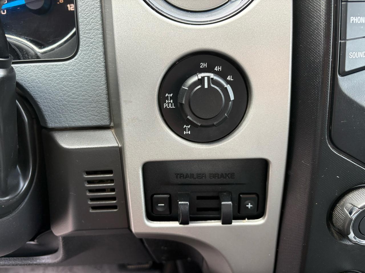 Ford F-150 4WD SuperCab 145" XLT 2013