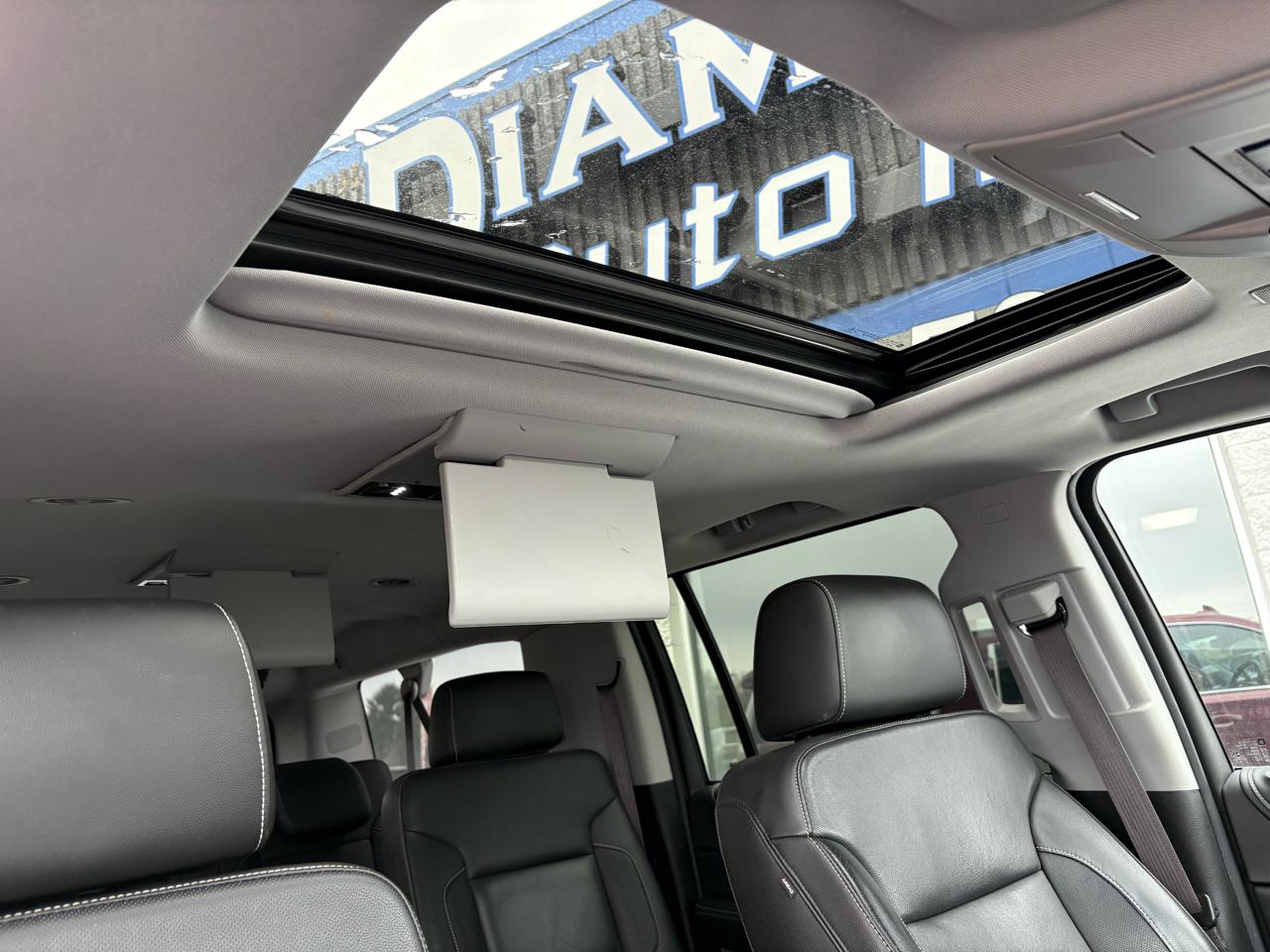 GMC Yukon XL 4WD 4dr SLT 2017