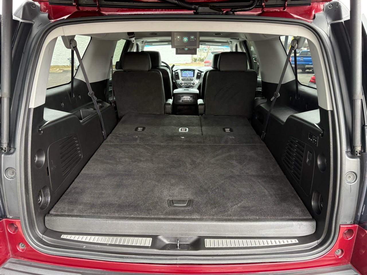 GMC Yukon XL 4WD 4dr SLT 2017