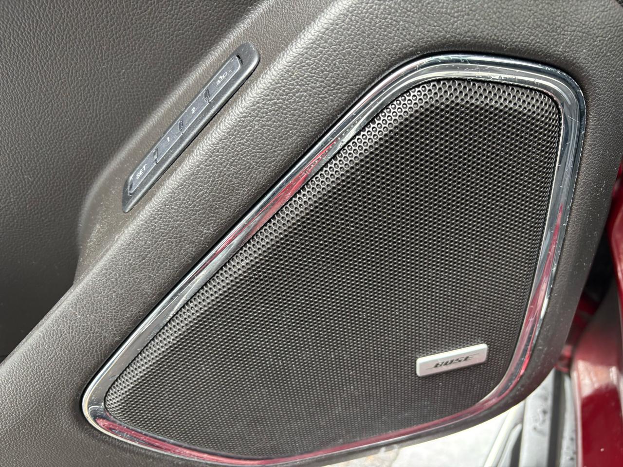 GMC Yukon XL 4WD 4dr SLT 2017