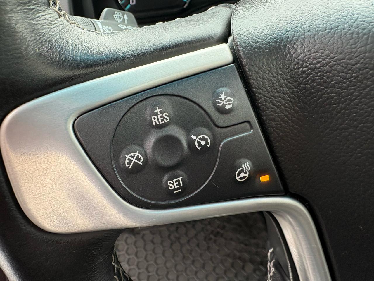 GMC Yukon XL 4WD 4dr SLT 2017