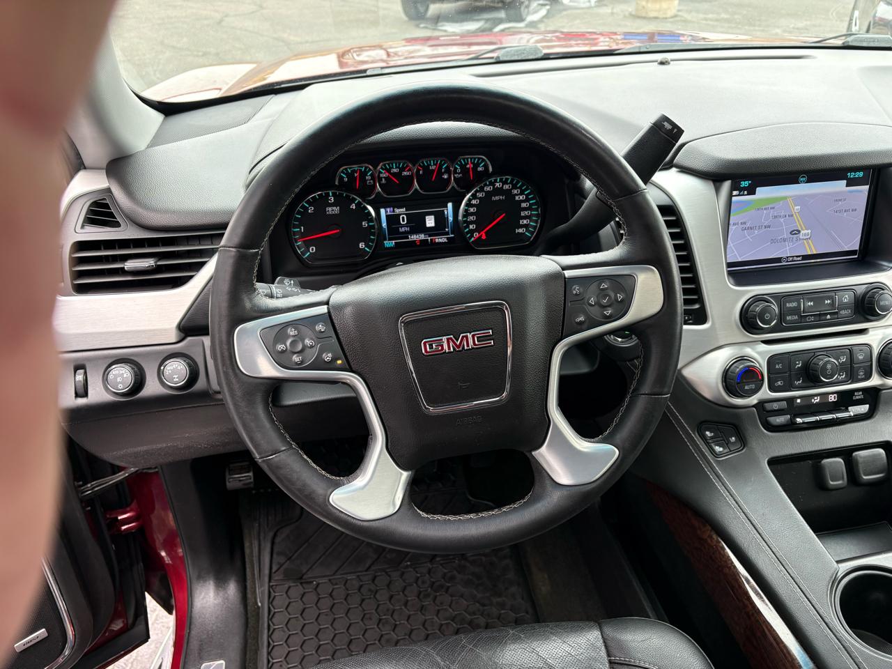 GMC Yukon XL 4WD 4dr SLT 2017