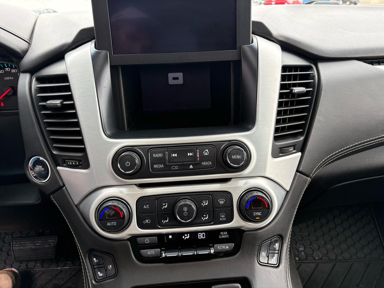 GMC Yukon XL 4WD 4dr SLT 2017