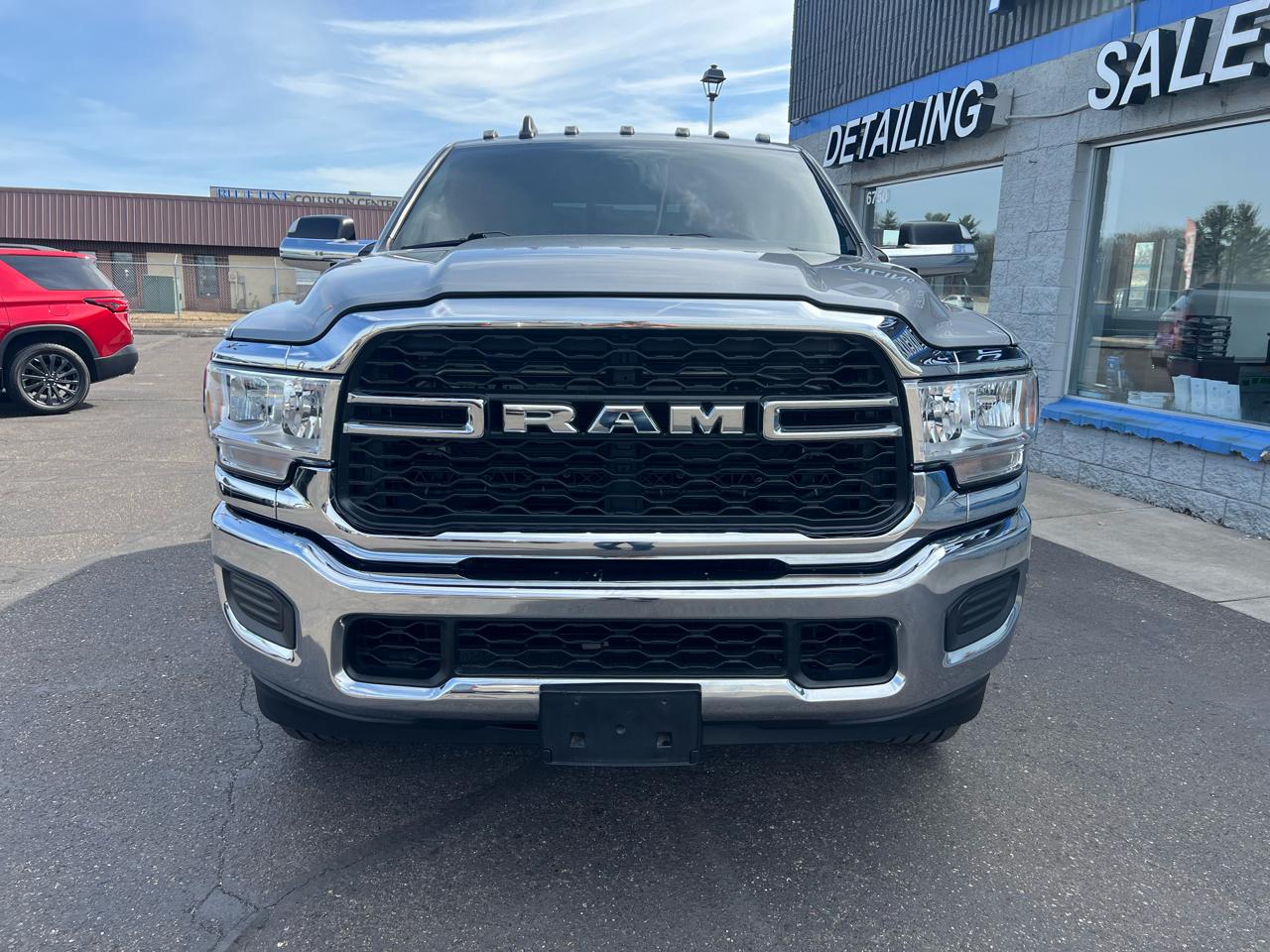 RAM 2500 Tradesman 4x4 Crew Cab 6'4" Box 2021