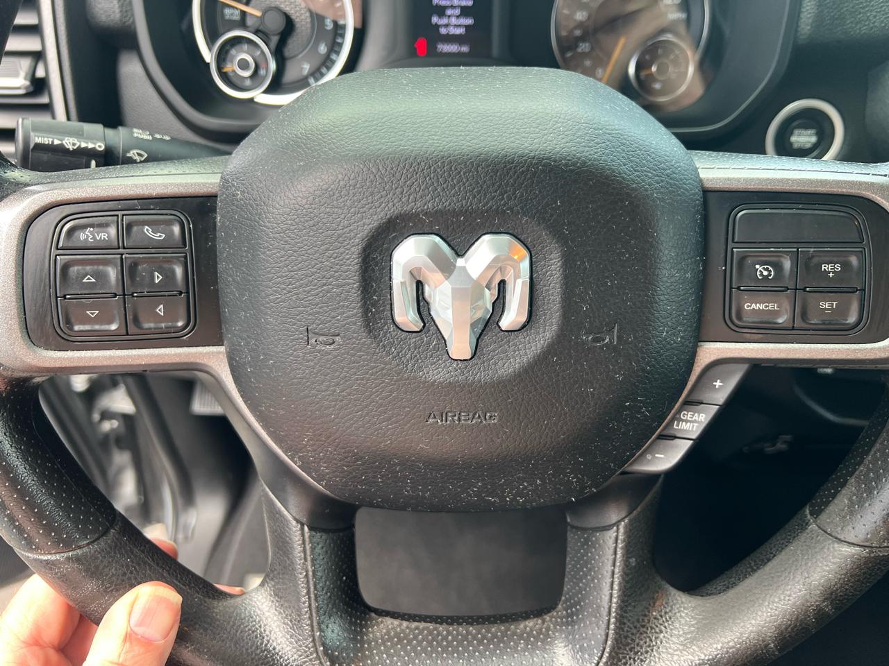 RAM 2500 Tradesman 4x4 Crew Cab 6'4" Box 2021