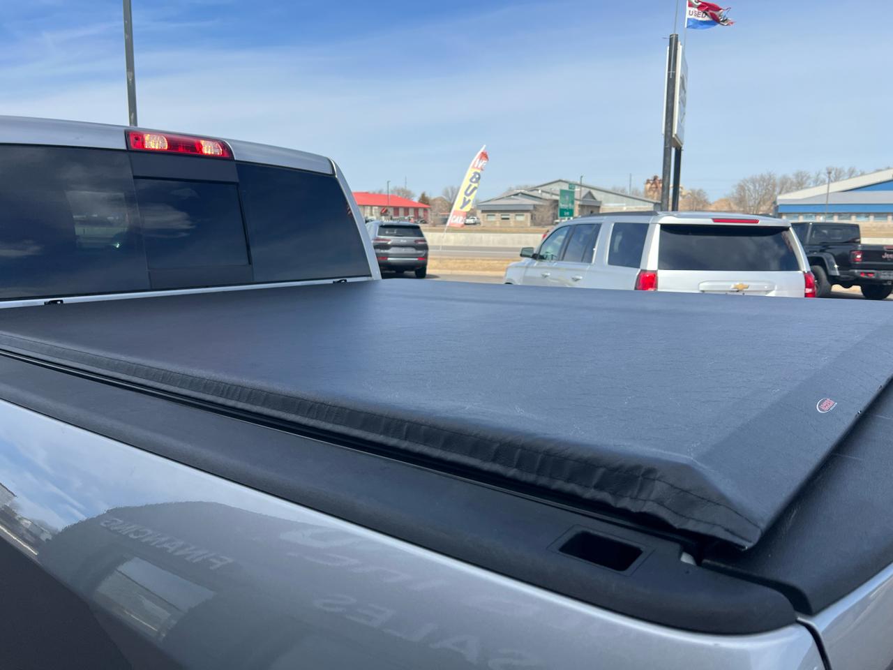 RAM 2500 Tradesman 4x4 Crew Cab 6'4" Box 2021