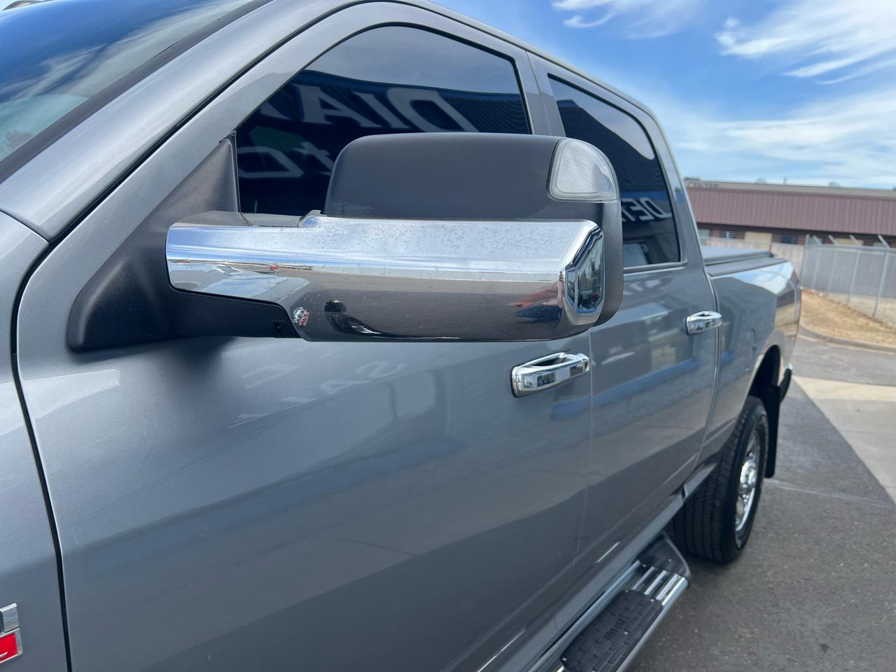 RAM 2500 Tradesman 4x4 Crew Cab 6'4" Box 2021