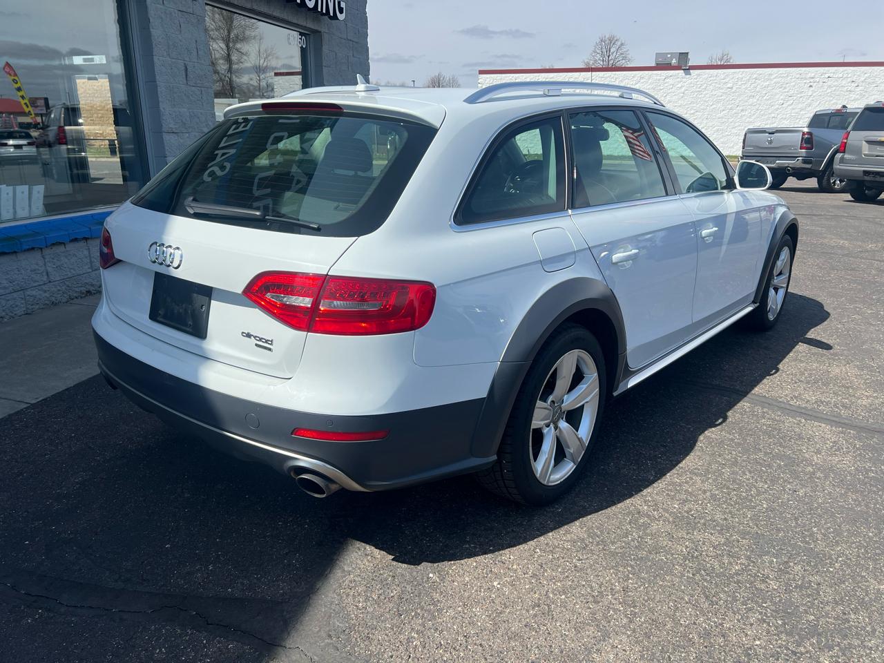 Audi allroad 4dr Wgn Premium Plus 2014