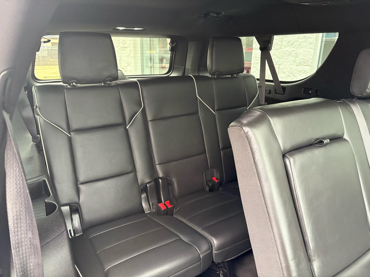 Cadillac Escalade ESV 4WD 4dr Premium Luxury 2023