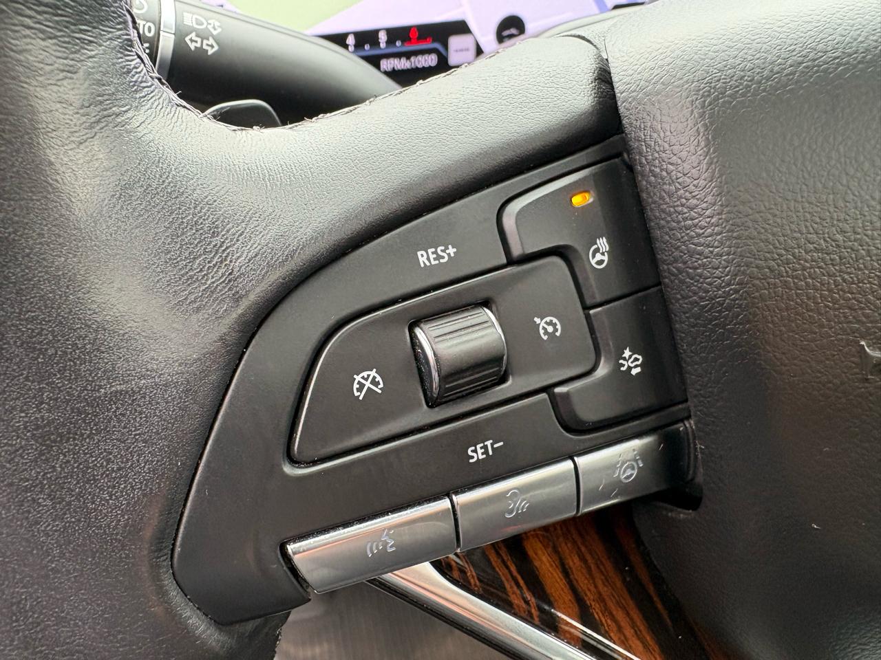 Cadillac Escalade ESV 4WD 4dr Premium Luxury 2023