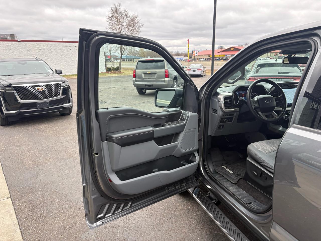 Ford F-150 XLT 4WD SuperCrew 5.5' Box 2021