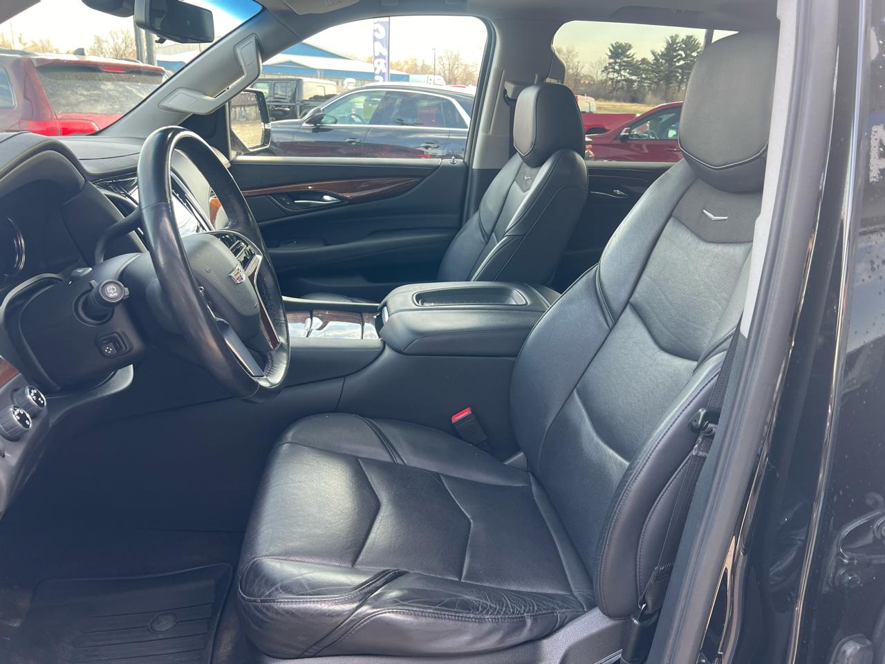 Cadillac Escalade 4WD 4dr Luxury 2020