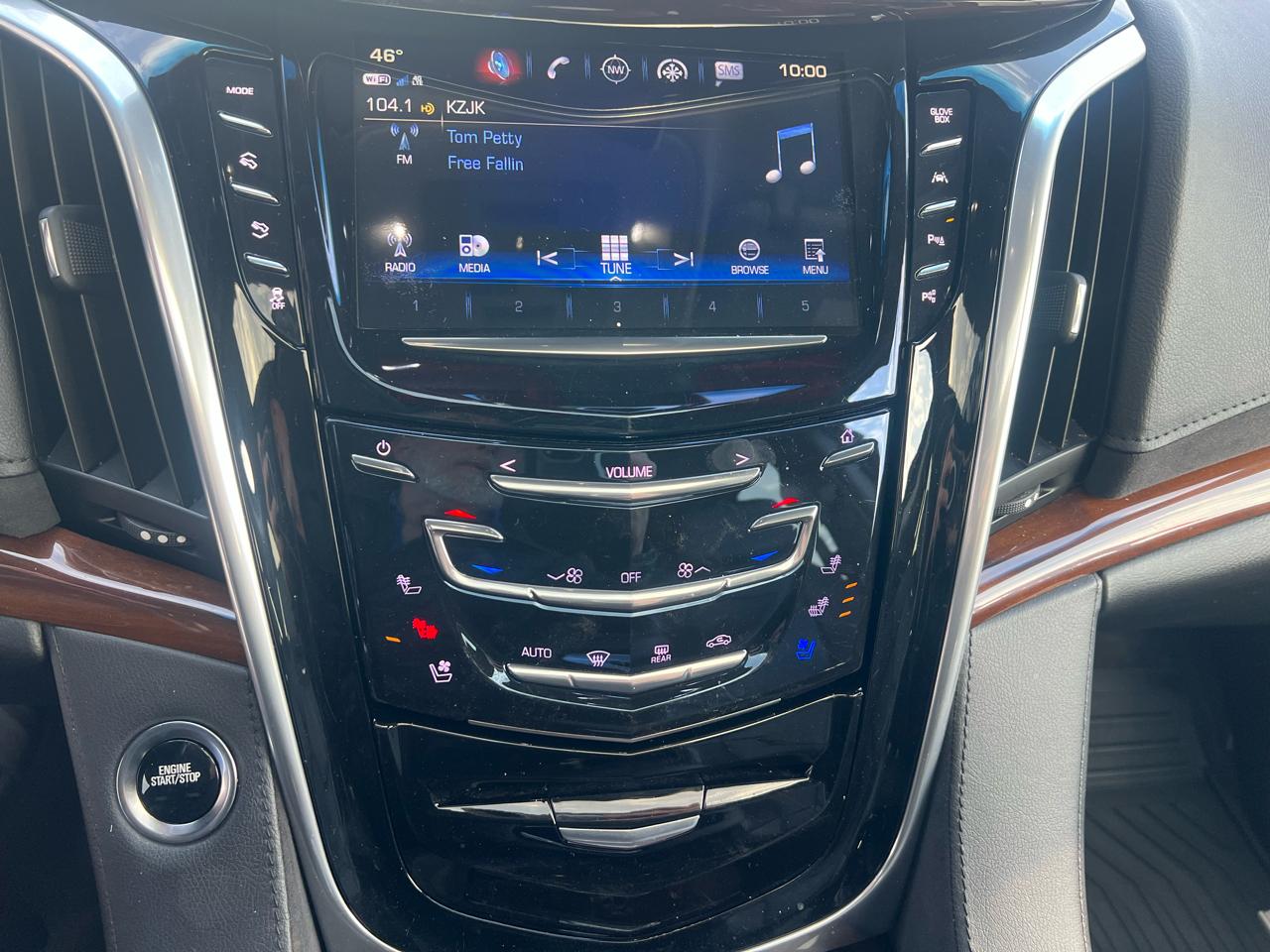 Cadillac Escalade 4WD 4dr Luxury 2020