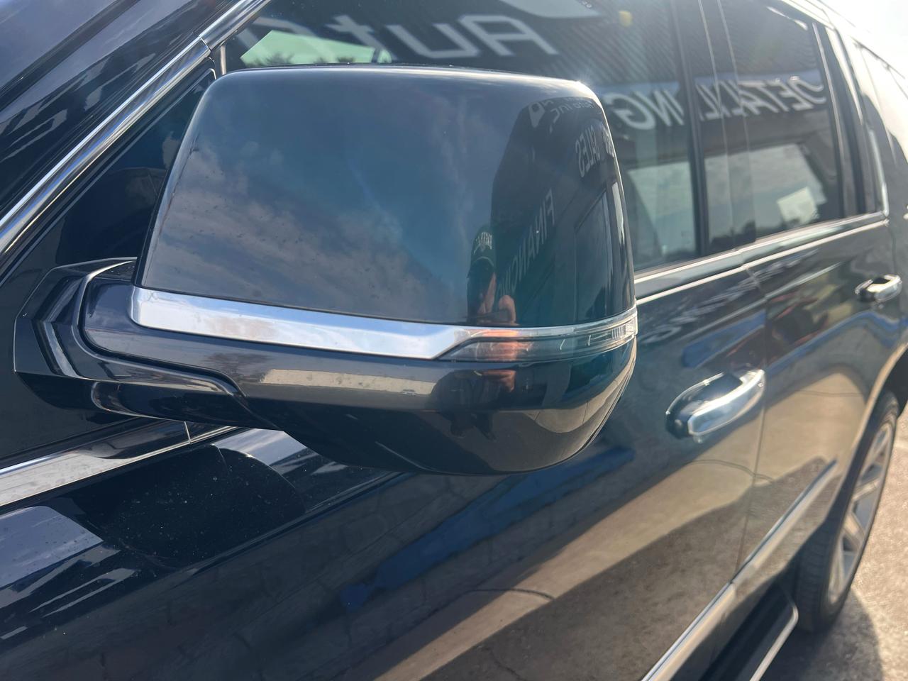 Cadillac Escalade 4WD 4dr Luxury 2020