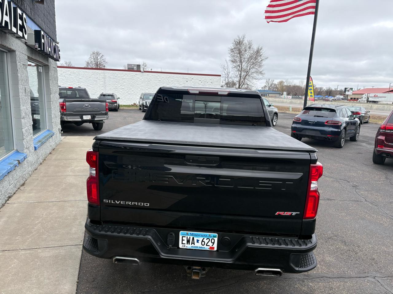 Chevrolet Silverado 1500 4WD Crew Cab 147" RST 2020