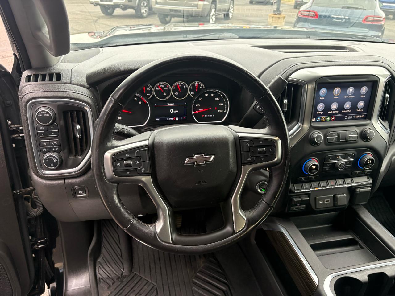 Chevrolet Silverado 1500 4WD Crew Cab 147" RST 2020