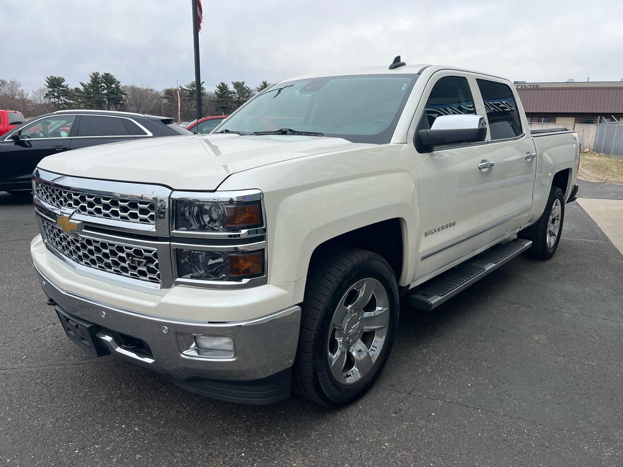Chevrolet Silverado 1500 4WD Crew Cab 143.5" LTZ w/1LZ 2015