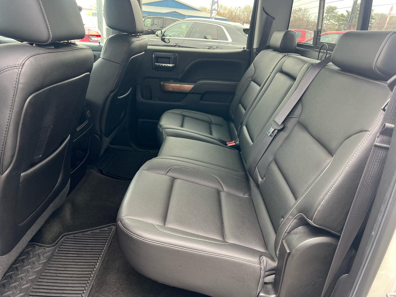 Chevrolet Silverado 1500 4WD Crew Cab 143.5" LTZ w/1LZ 2015