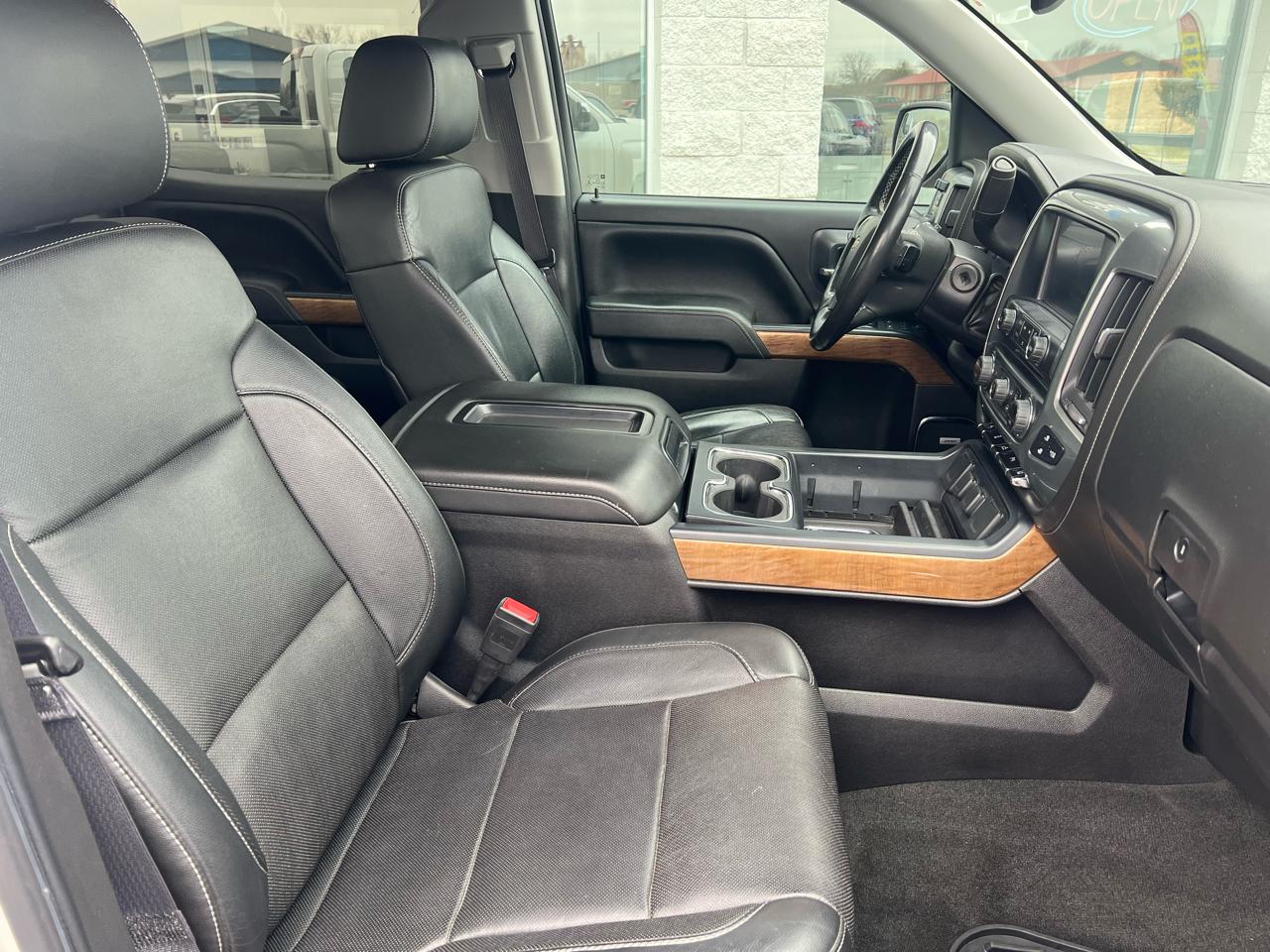 Chevrolet Silverado 1500 4WD Crew Cab 143.5" LTZ w/1LZ 2015