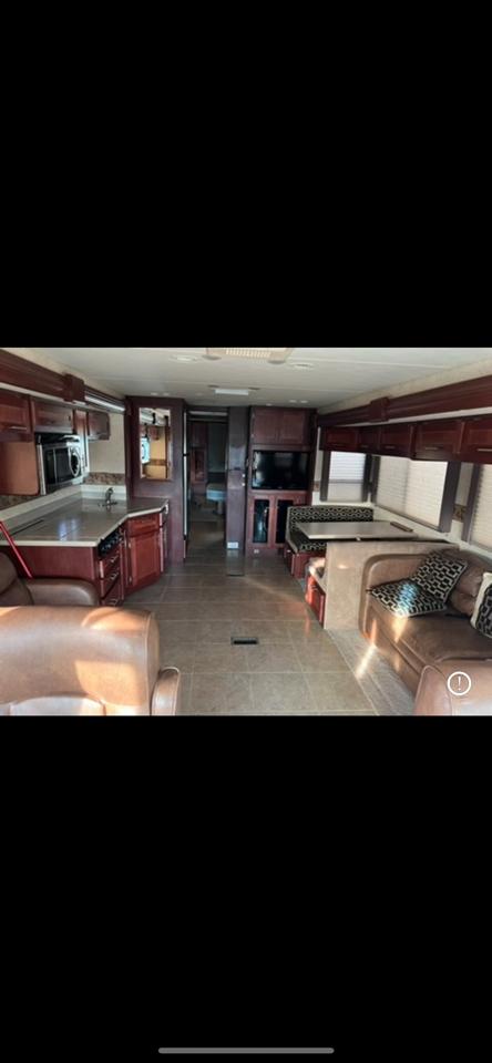 Forest River Berkshire  2011