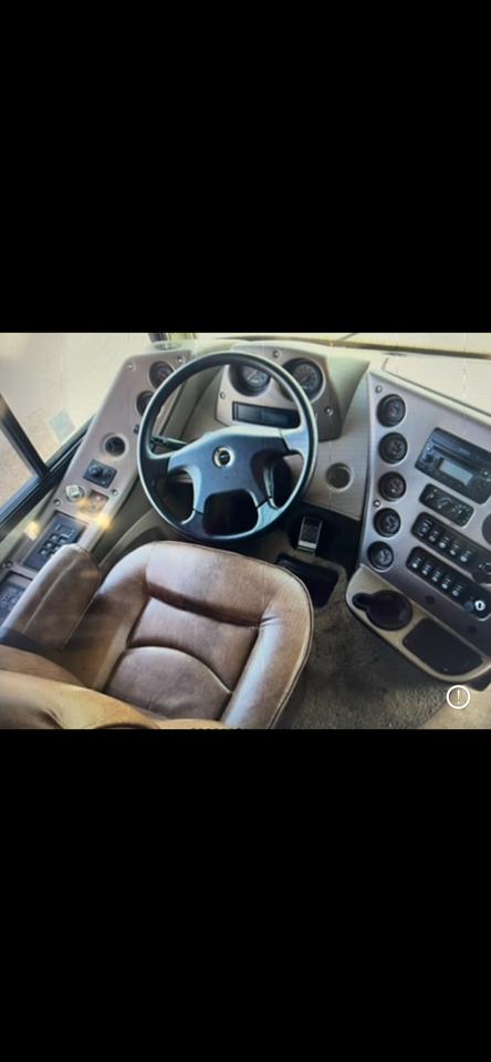 Forest River Berkshire  2011