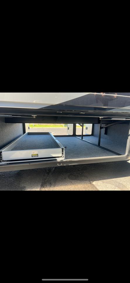 Forest River Berkshire  2011