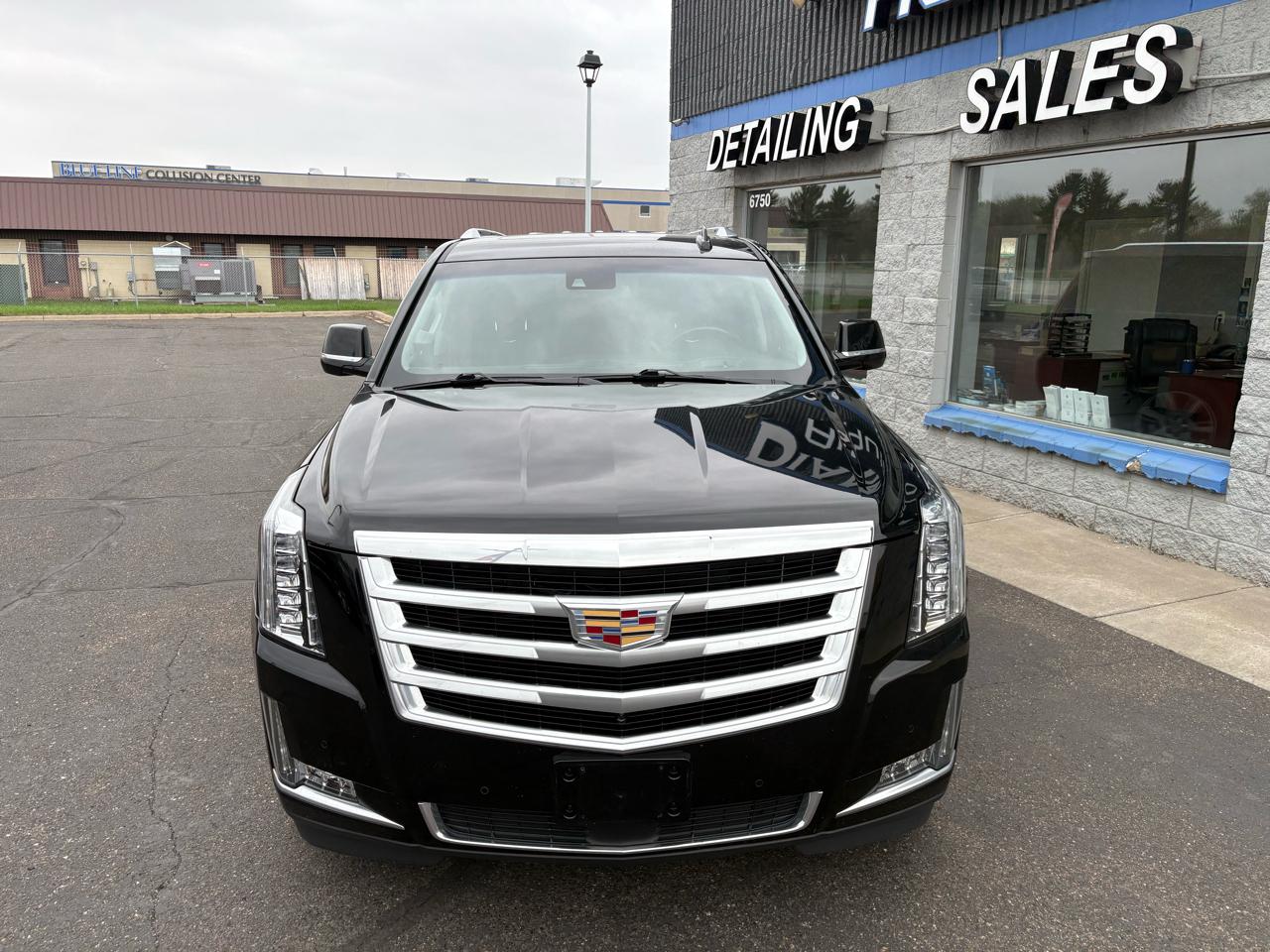 Cadillac Escalade ESV 4WD 4dr Premium Luxury 2017