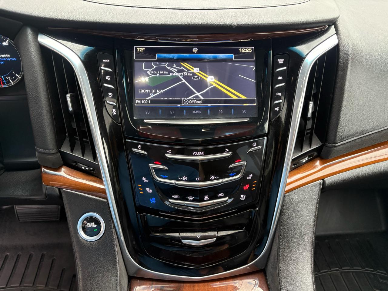 Cadillac Escalade ESV 4WD 4dr Premium Luxury 2017