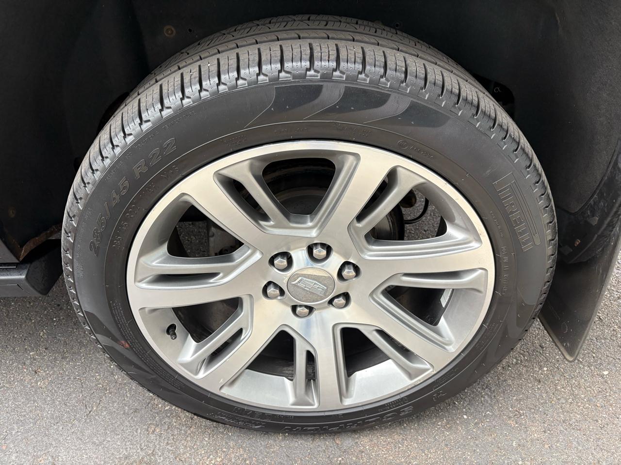 Cadillac Escalade ESV 4WD 4dr Premium Luxury 2017