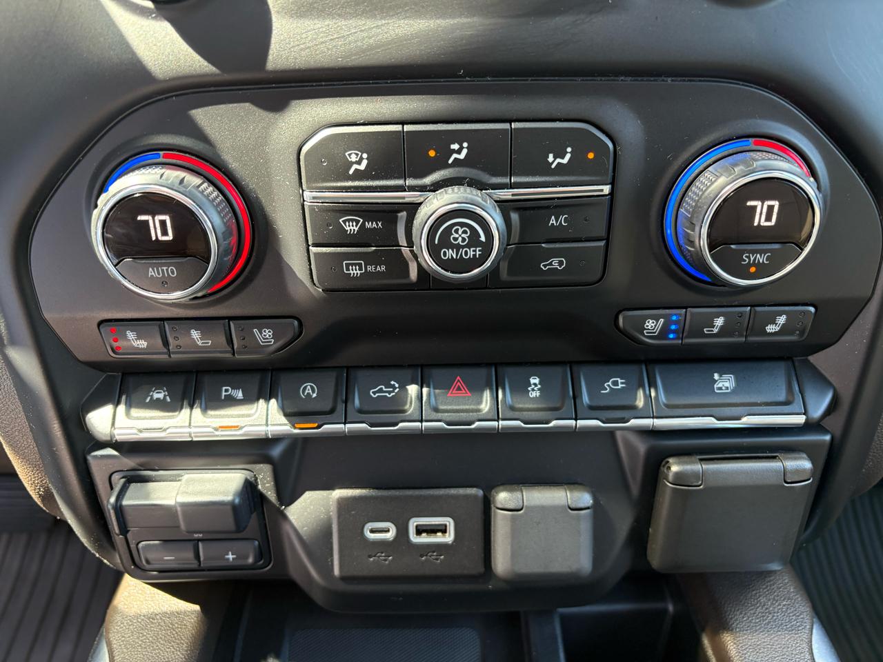 Chevrolet Silverado 1500 4WD Crew Cab 147" LTZ 2021