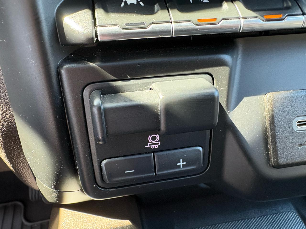 Chevrolet Silverado 1500 4WD Crew Cab 147" LTZ 2021