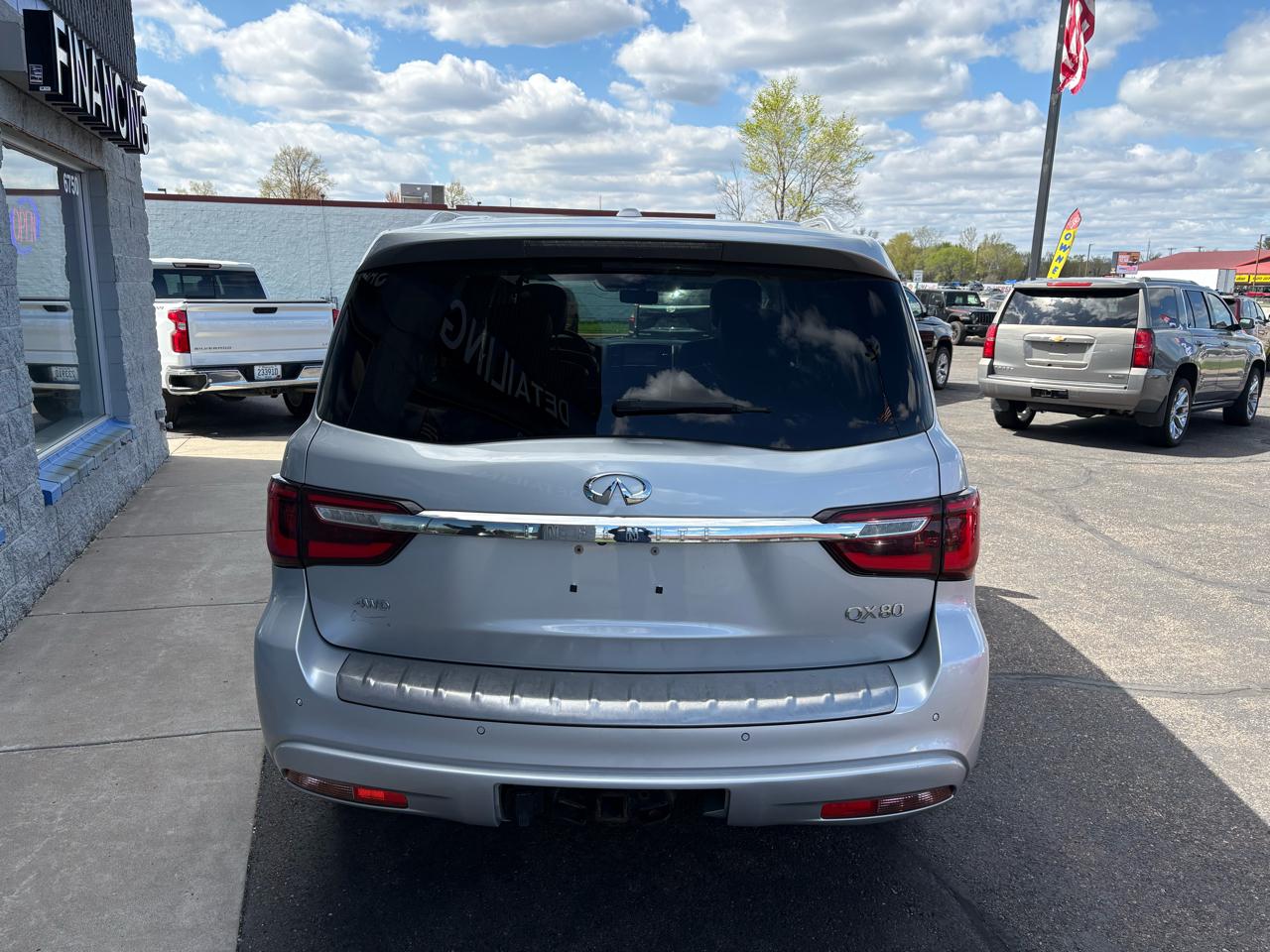 Infiniti QX80 LUXE AWD 2020