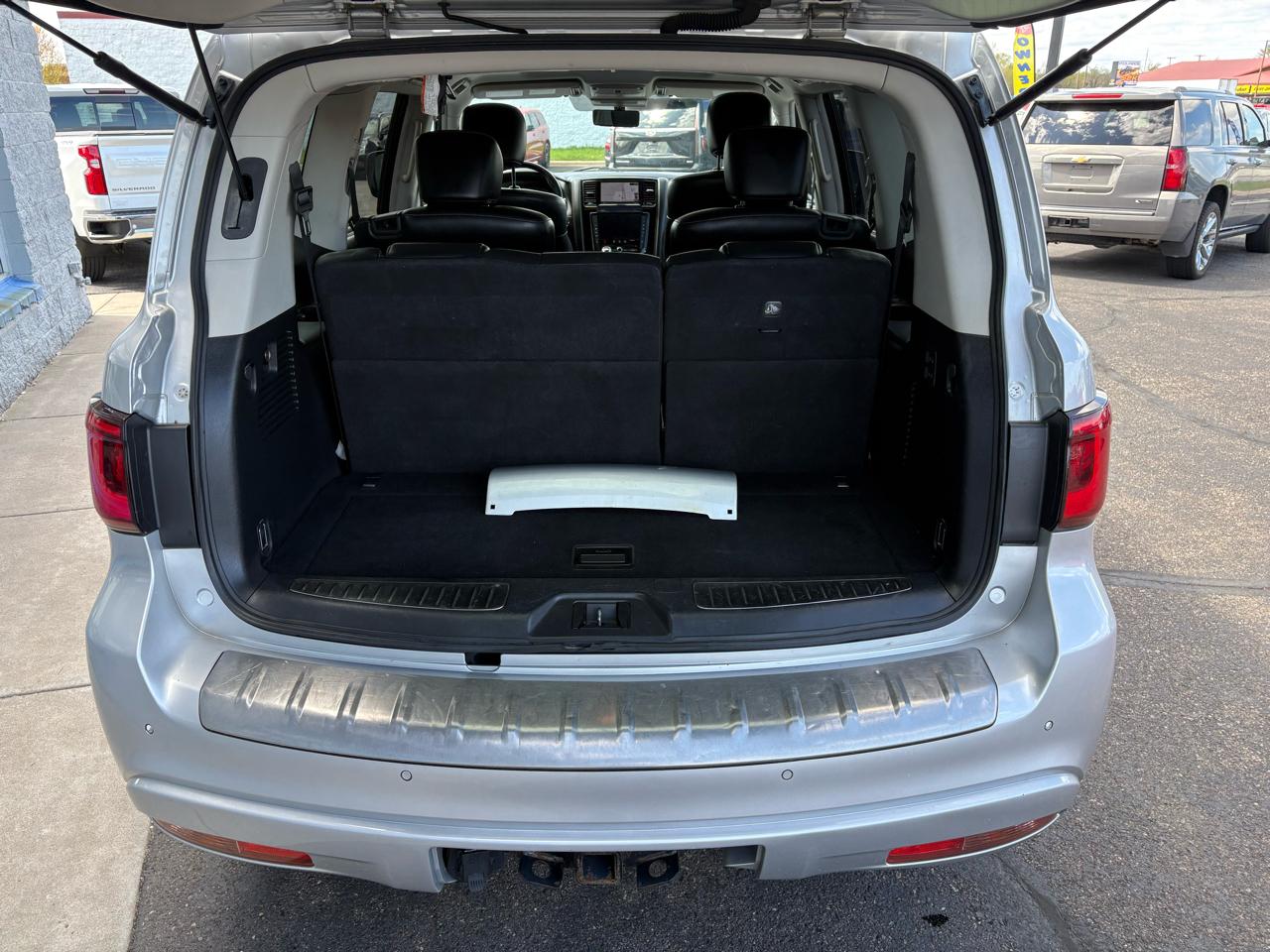 Infiniti QX80 LUXE AWD 2020