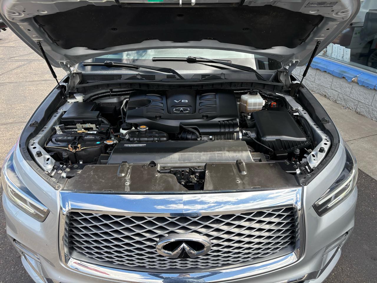 Infiniti QX80 LUXE AWD 2020