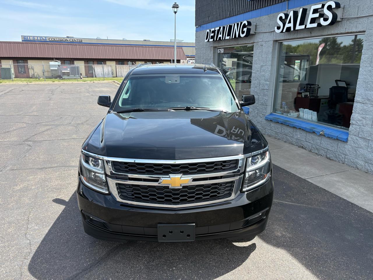 Chevrolet Suburban 4WD 4dr LT 2015