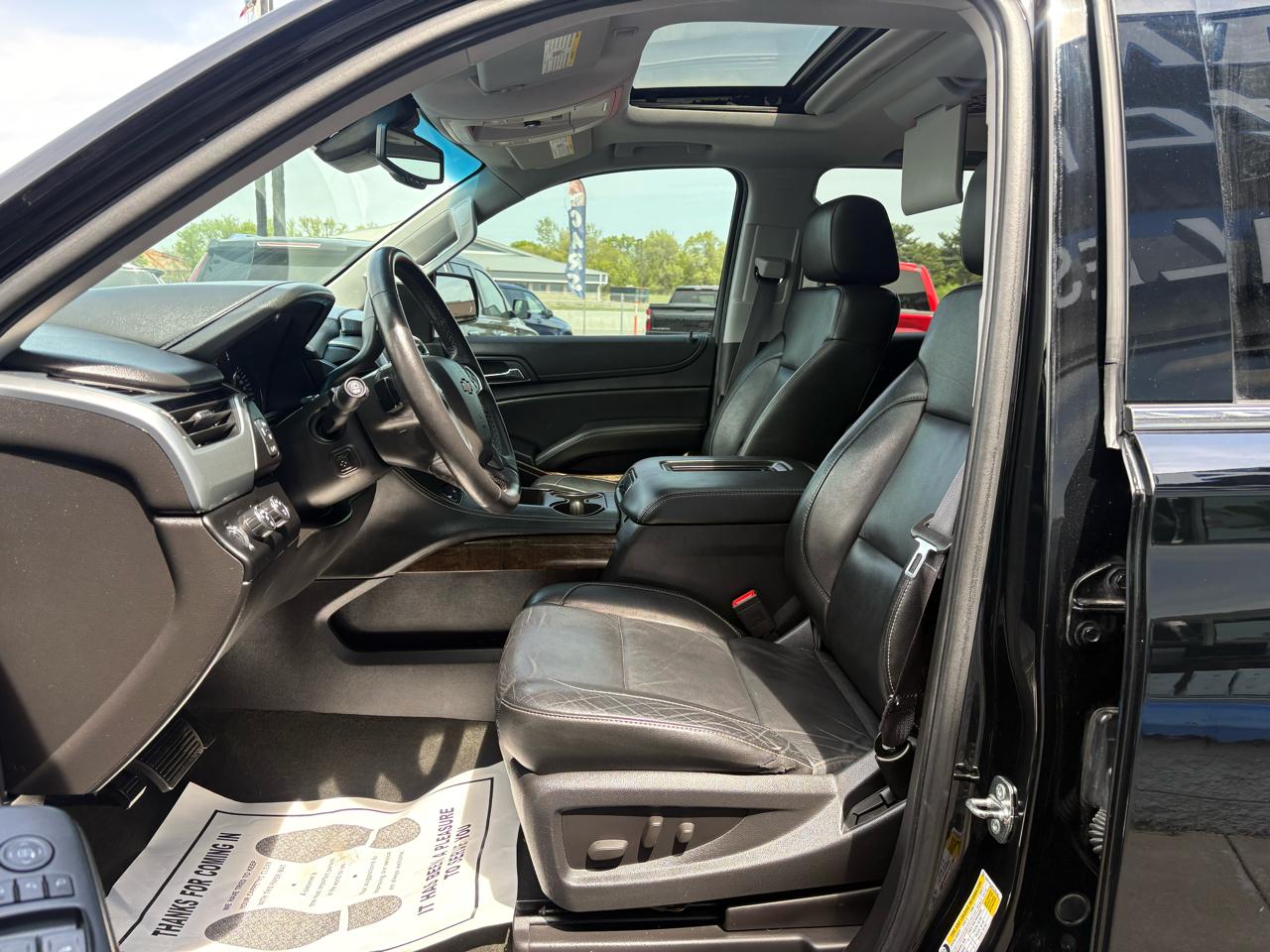 Chevrolet Suburban 4WD 4dr LT 2015