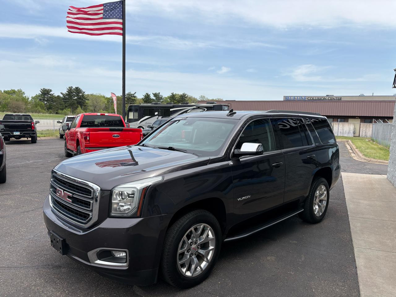GMC Yukon 4WD 4dr SLT 2017