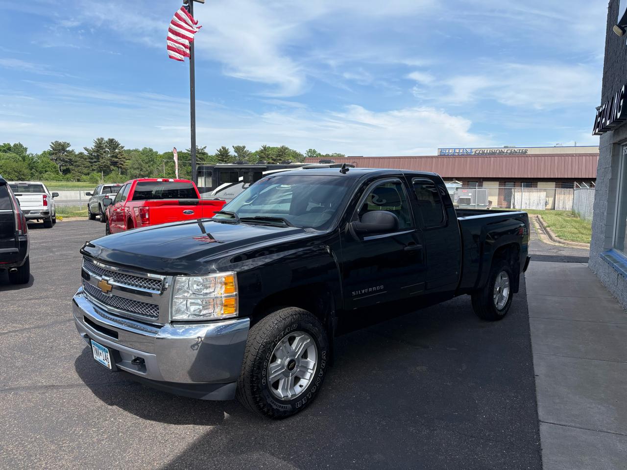 Chevrolet Silverado 1500 4WD Ext Cab 143.5" LT 2013