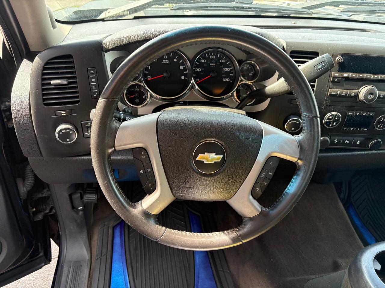 Chevrolet Silverado 1500 4WD Ext Cab 143.5" LT 2013