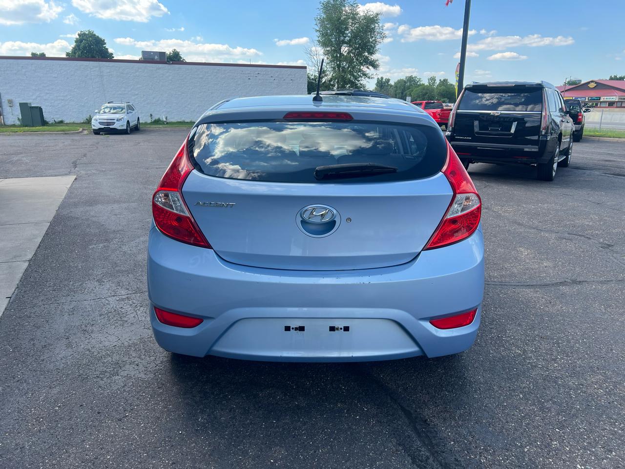 Hyundai Accent 5dr HB Auto GS 2012