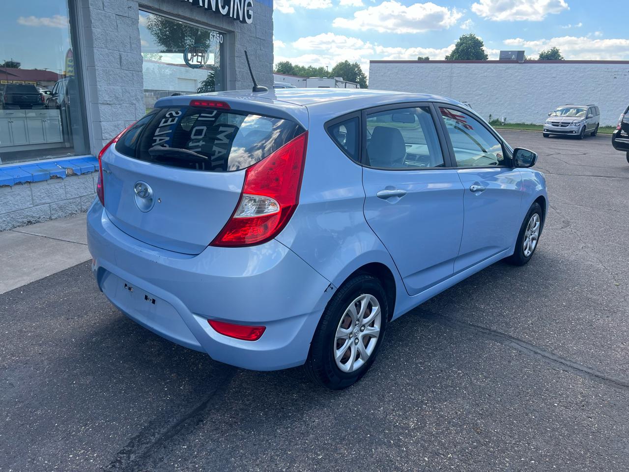 Hyundai Accent 5dr HB Auto GS 2012