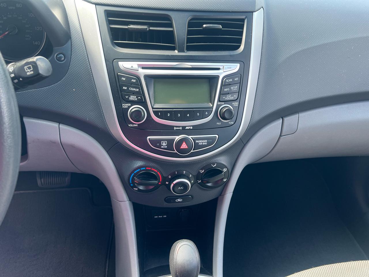 Hyundai Accent 5dr HB Auto GS 2012
