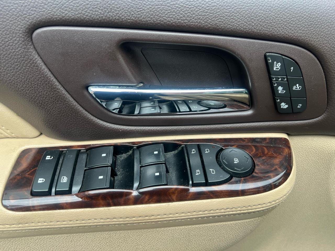 GMC Yukon XL AWD 4dr Denali 2014
