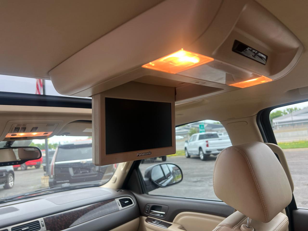 GMC Yukon XL AWD 4dr Denali 2014