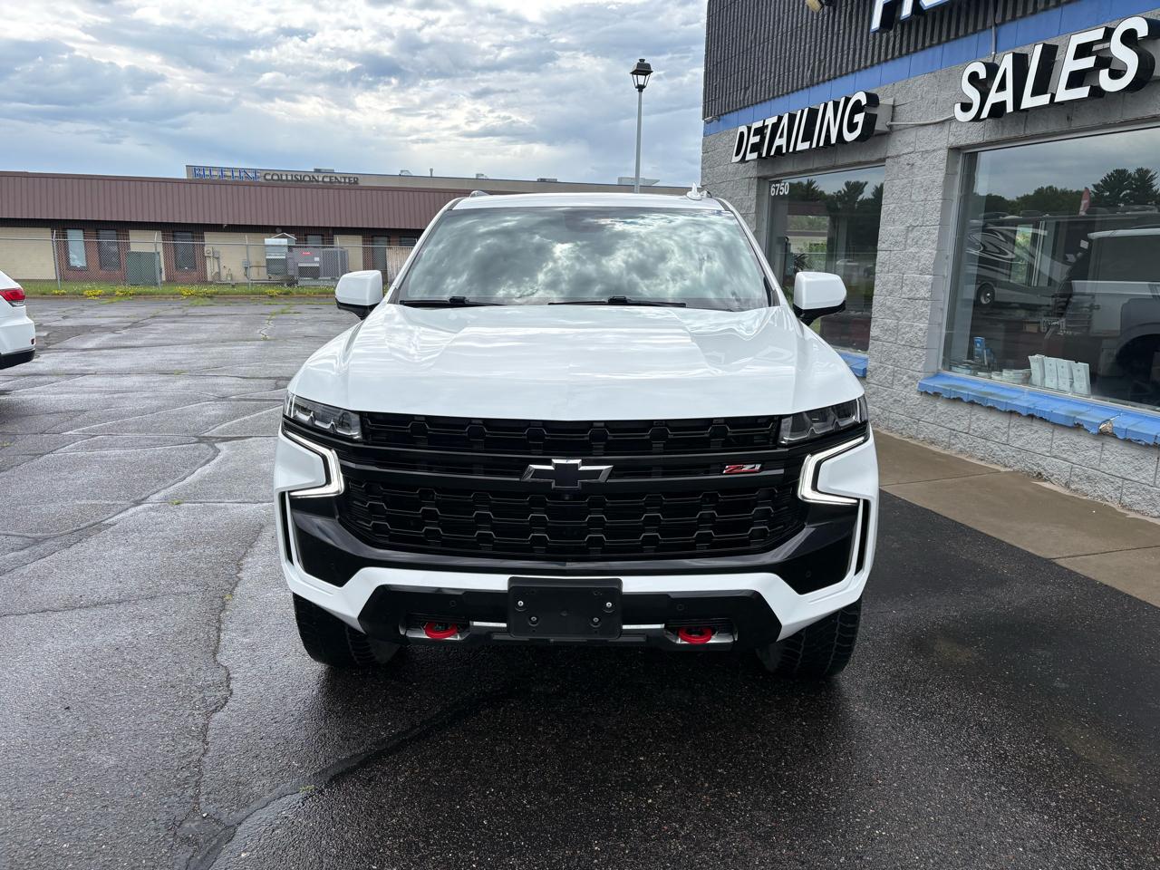 Chevrolet Suburban 4WD 4dr Z71 2023