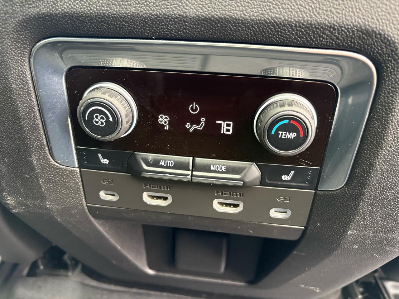 Chevrolet Suburban 4WD 4dr Z71 2023