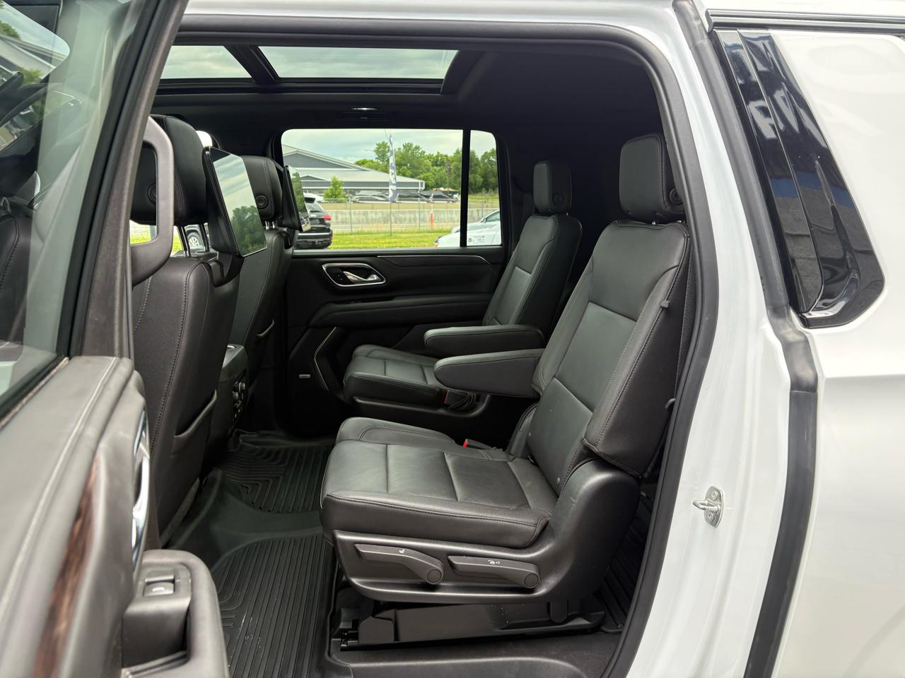 Chevrolet Suburban 4WD 4dr Z71 2023