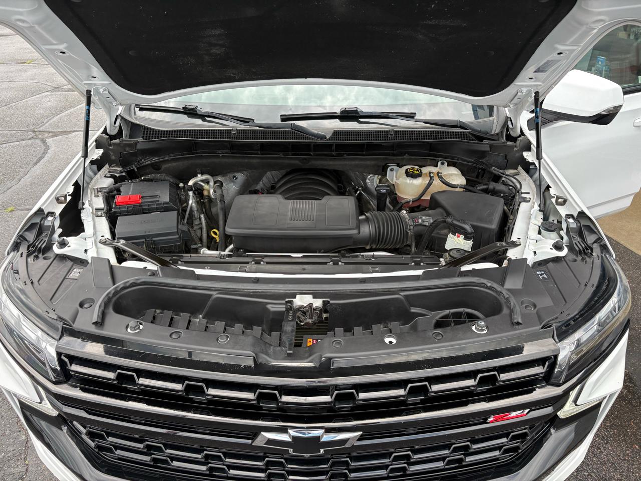 Chevrolet Suburban 4WD 4dr Z71 2023