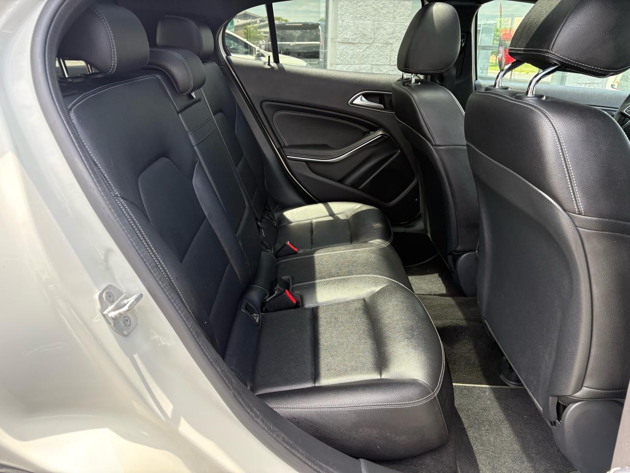 Mercedes-Benz GLA GLA 250 4MATIC SUV 2018