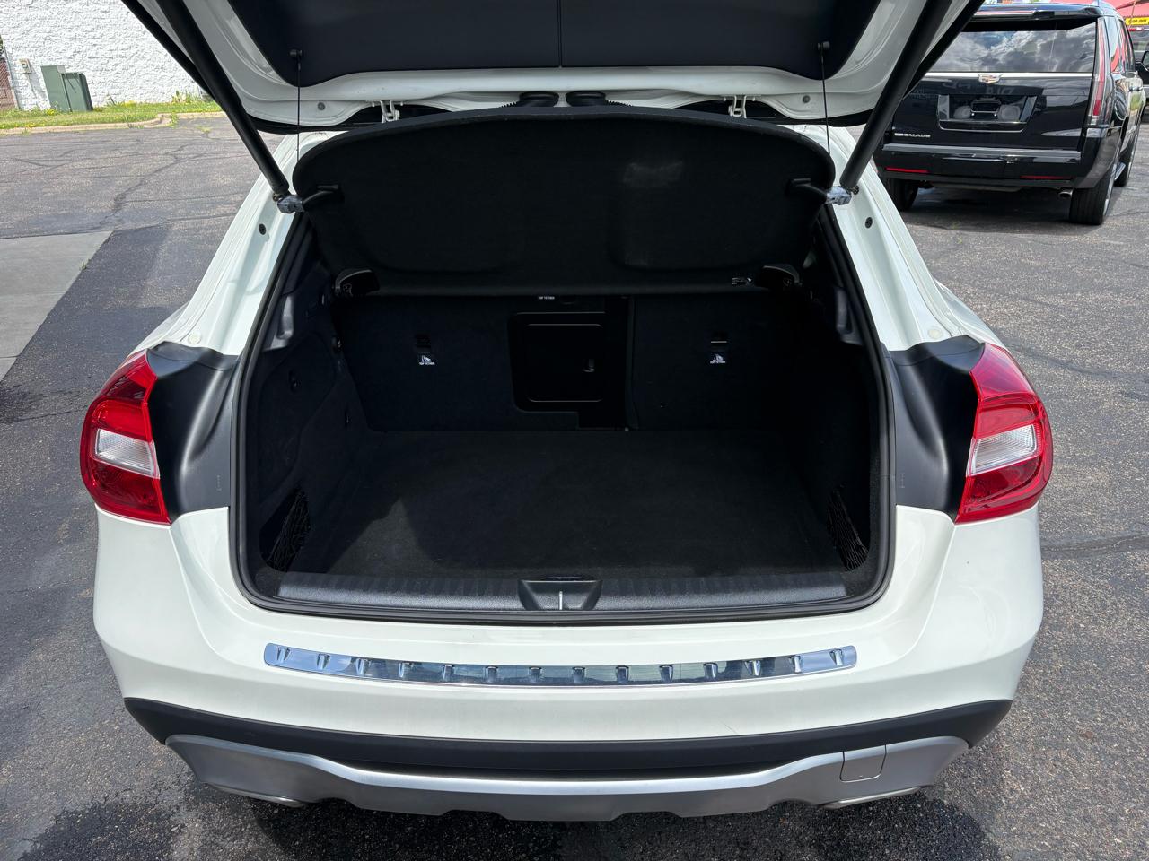 Mercedes-Benz GLA GLA 250 4MATIC SUV 2018
